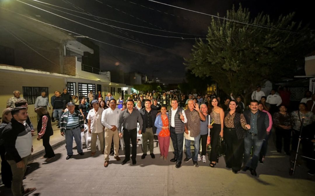 Instalan 32 lámparas LED en la Colonia Francisco Solis