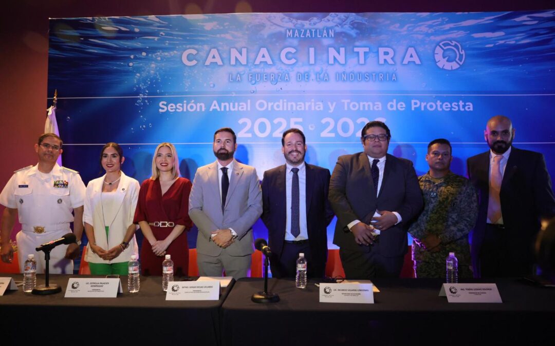 Rinde protesta la nueva Mesa Directiva de CANACINTRA Mazatlán 2025-2026 ...